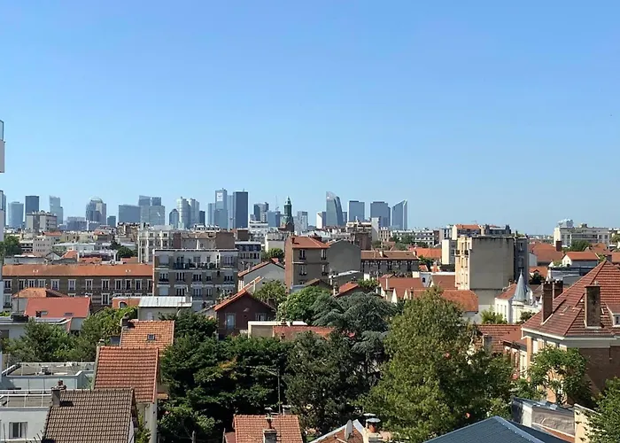 Apt Parisian Charm With Amazing View Near Metro